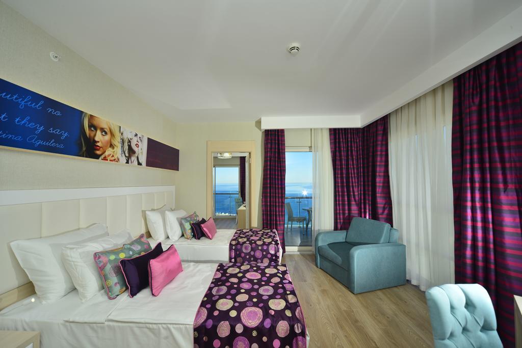 Azura Deluxe Resort & Spa Avsallar Εξωτερικό φωτογραφία